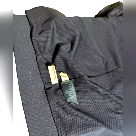 Tommy Hilfiger mens hooded windbreaker NWOT - Picture 9 of 10